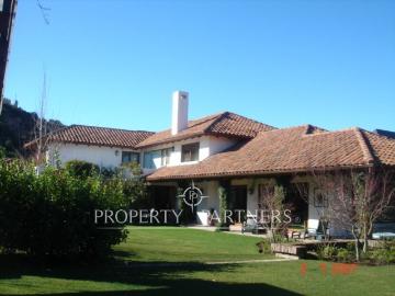 Gran casa estilo chileno sector Los Nogales