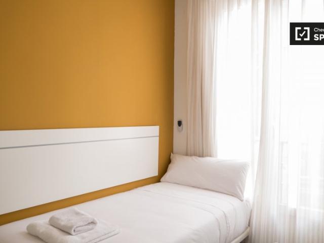 Gran habitacion en alquiler en madrid centro