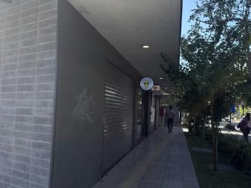 Gran Local comercial a salida del metro rojas magallanes | Espacios por CLF 35.00 en La Florida
