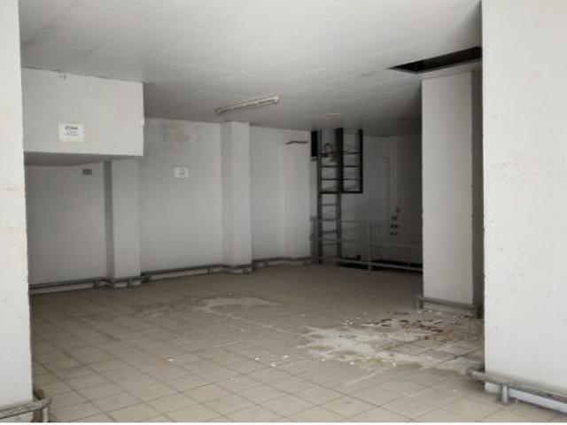 GRAN LOCAL COMERCIAL EN VILA REAL