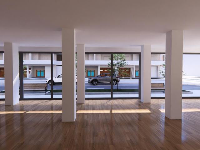 Gran Local Comercial en Los Boliches Cerca del Paseo Marítimo