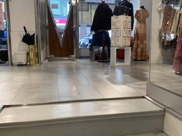 GRAN LOCAL EN PLENO CENTRO DE LEON