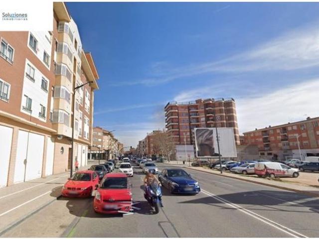 Gran local junto a nuevos Juzgados BAJADA DE PRECIO!