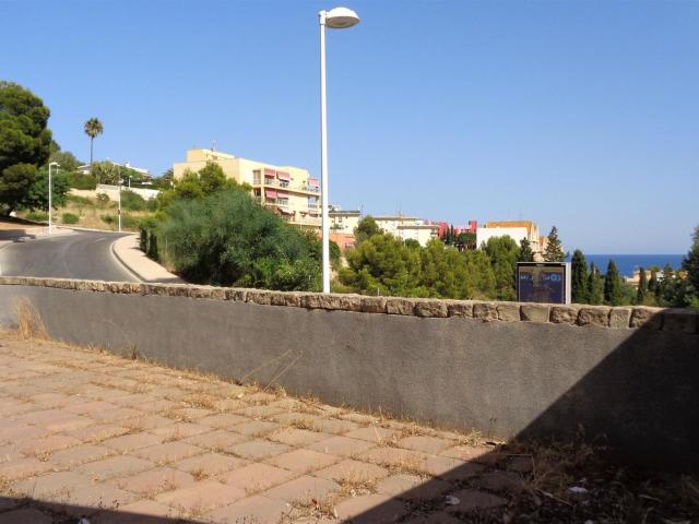 Gran Local, Ubicación Excelente, Vistas Al Mar Y Además…… En. 100m² Calpe Calp