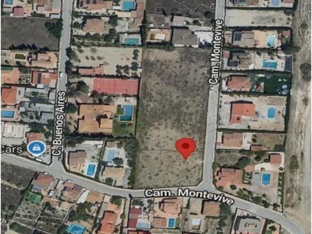Gran parcela urbana de 5.500 m2 en El Arenal Alhendín – Ideal para promoción o vivienda exclusiva