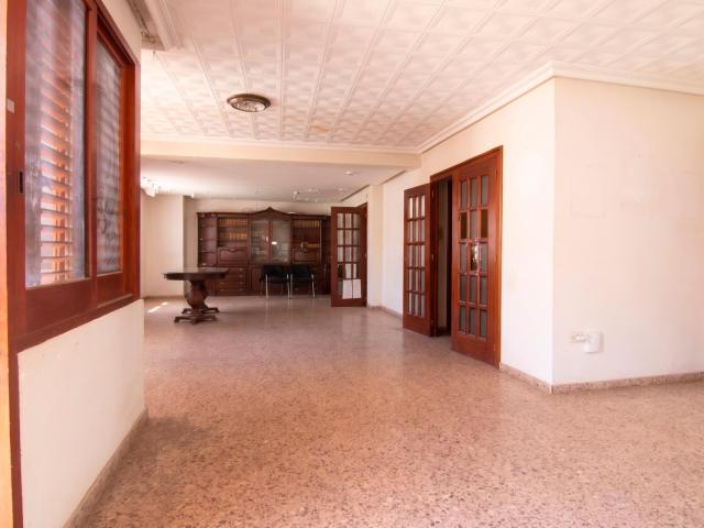 Gran piso de 227 m2 para reformar con opción de 2 viviendas en el centro