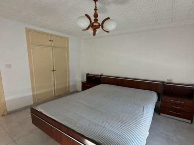 Gran Piso en alquiler anual de 4 dorm, 2 baños en Jaime I, Benidorm, www.euroloix.com