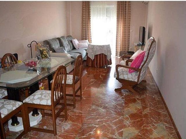 Gran piso en avda Padre villoslada