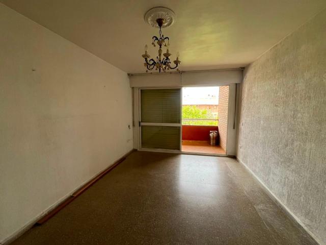 GRAN PISO EN MORERAS