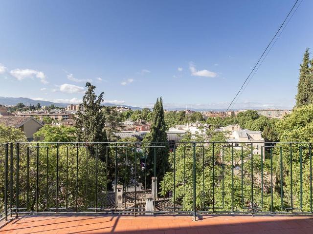 GRAN PISO JUNTO A PASEO DE LA BOMBA