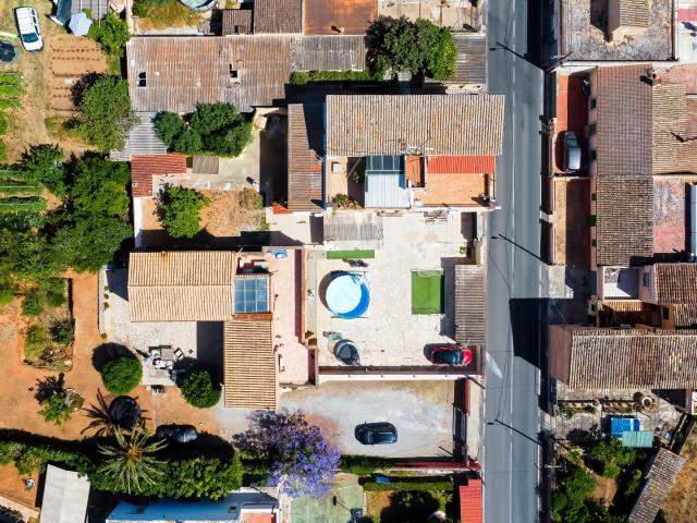 415 m2 Construidos + 827 m2 de Suelo Privado en Son Anglada — Proyecto de Reforma con Retorno Real