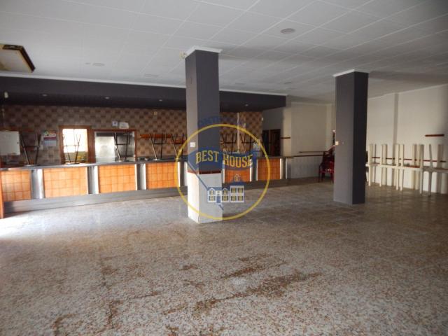 GRAN RESTAURANTE CON VIVIENDA EN PLANTA SUPERIOR