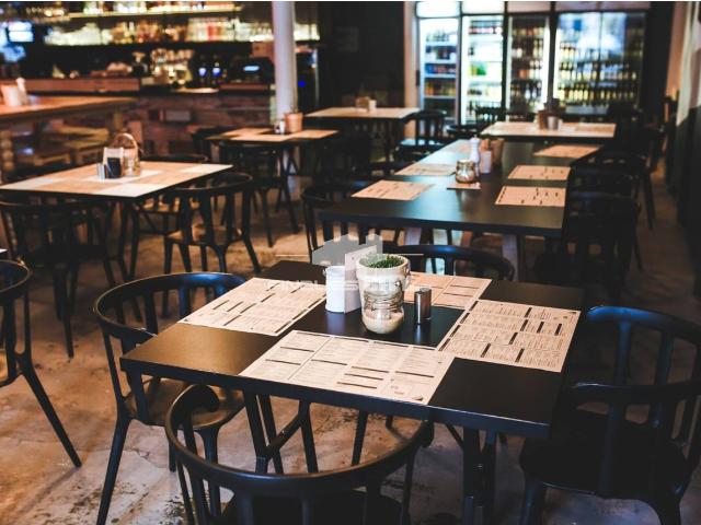 GRAN RESTAURANTE EN FUNCIONAMIENTO