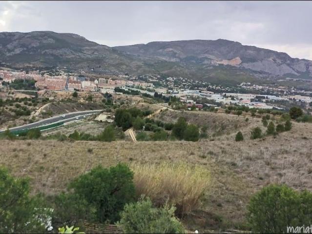Gran terreno en venta en Alcoy