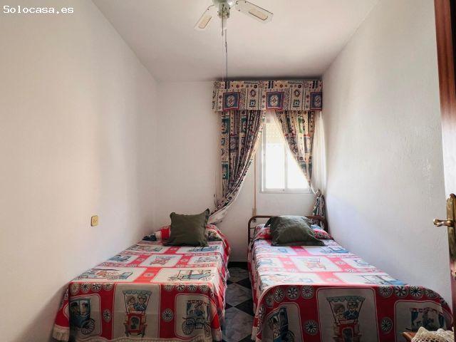 ¡GRAN VIVIENDA CON MUCHAS POSIBILIDADES EN LOS BARRIOS!