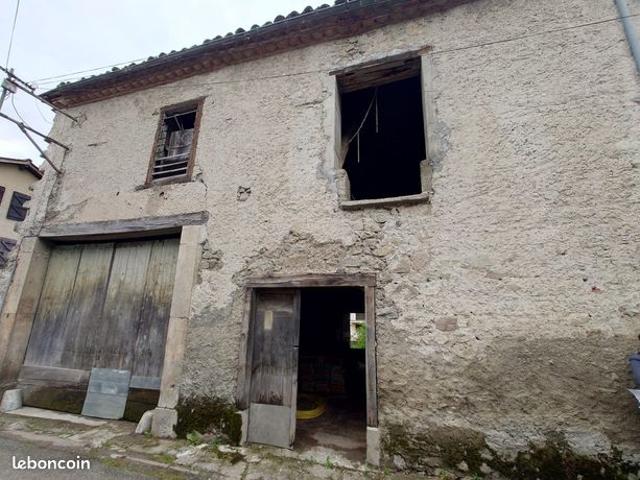 Grange 3 pièces 153 m²