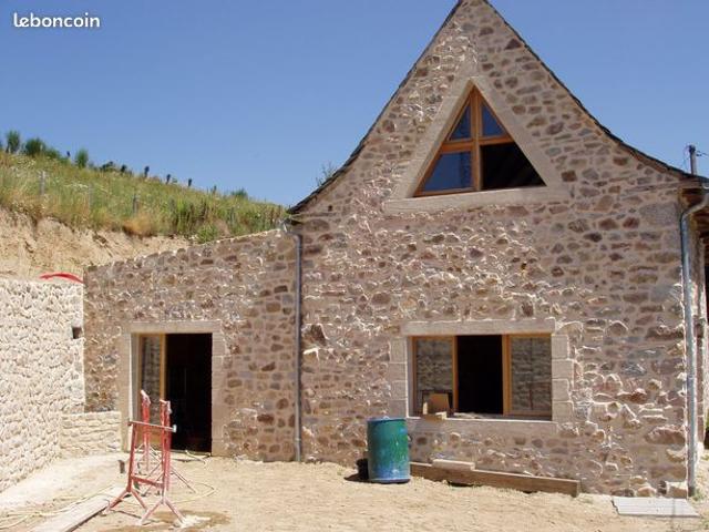 Grange 3 pièces 160 m²