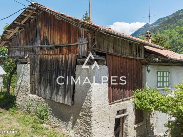Grange 3 pièces 195 m²