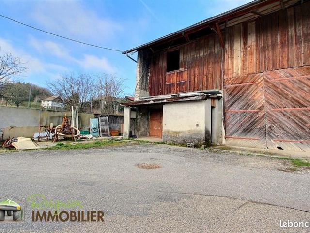 Grange 3 pièces 202 m²