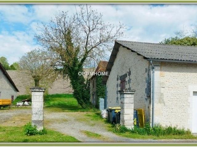 Grange 3 pièces 224 m²