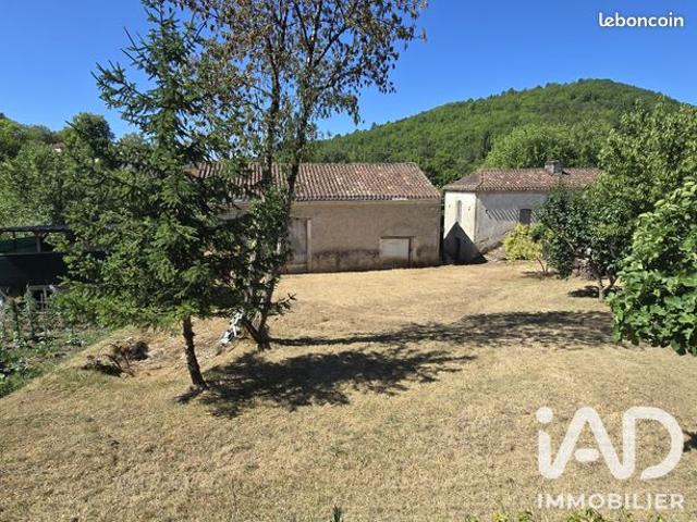 Grange 3 pièces 220 m²