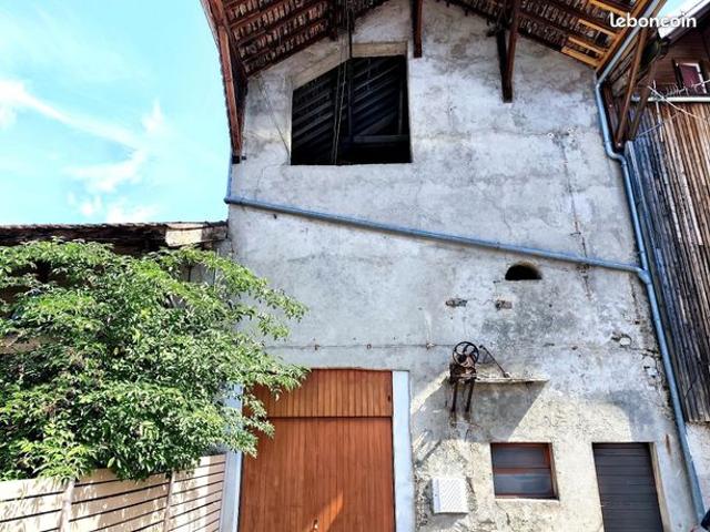 Grange 3 pièces 265 m²