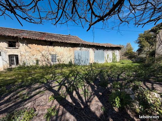 Grange 3 pièces 260 m²