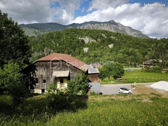 Grange 11 pièces 245 m²