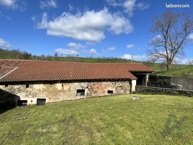 Grange 150 m² Bessenay