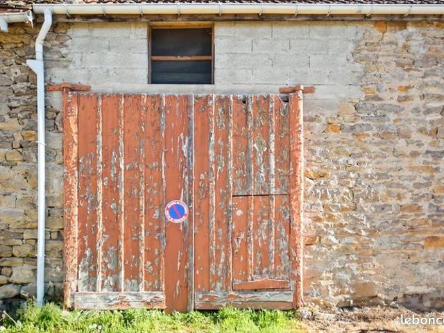 Grange 1 pièce 43 m²