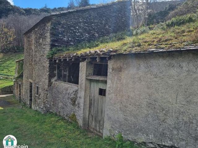 Grange 1 pièce 50 m²