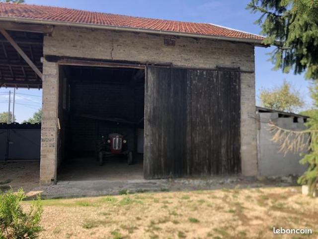 Grange 1 pièce 70 m²