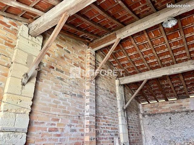 Grange 1 pièce 79 m²