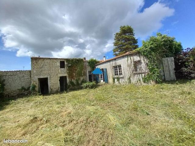 Grange 1 pièce 82 m²