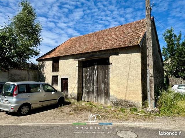 Grange 1 pièce 100 m²