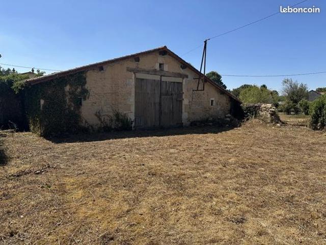 Grange 1 pièce 100 m²