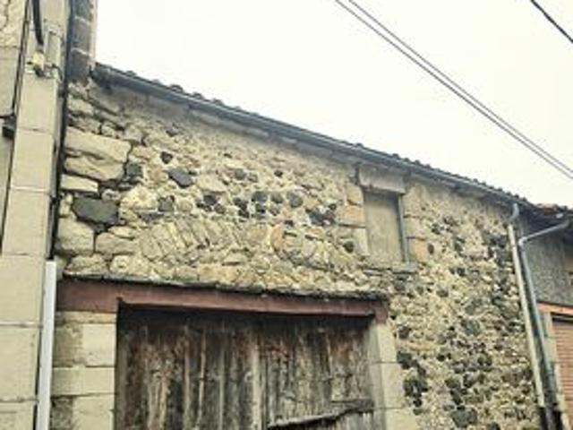 Grange 1 pièce 100 m²