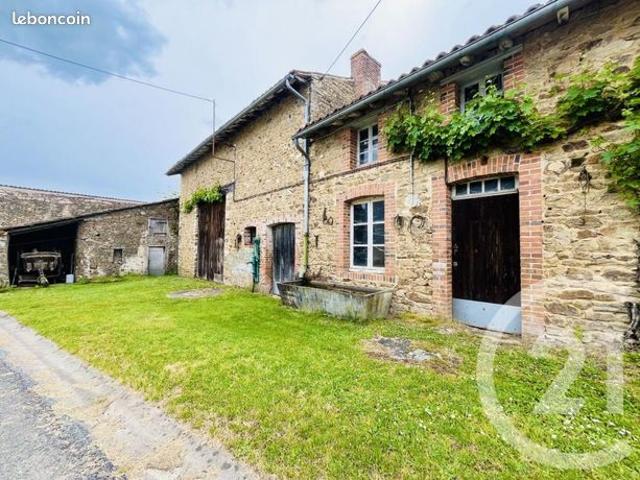 Grange 1 pièce 108 m²