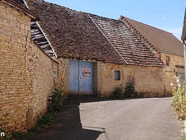 Grange 1 pièce 113 m²