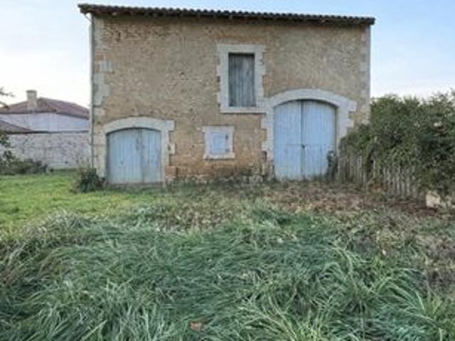 Grange 1 pièce 120 m²