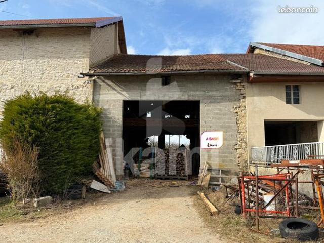 Grange 1 pièce 120 m²