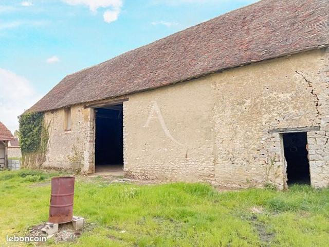 Grange 1 pièce 140 m²