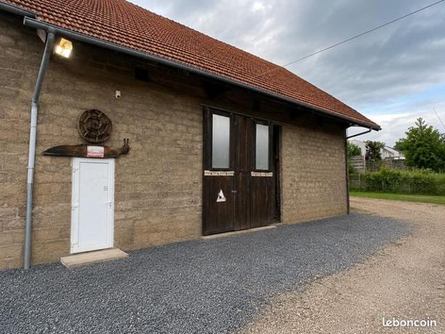 Grange 1 pièce 172 m²