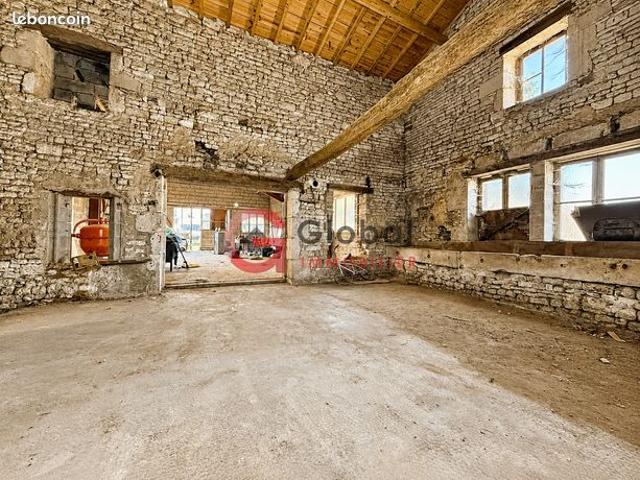 Grange 1 pièce 190 m²