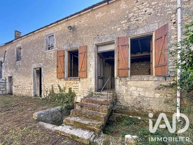 Grange 1 pièce 33 m²