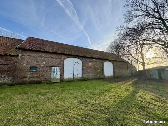 Grange 1 pièce 350 m²