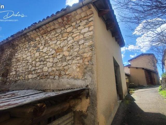 Grange 2 pièces 100 m²
