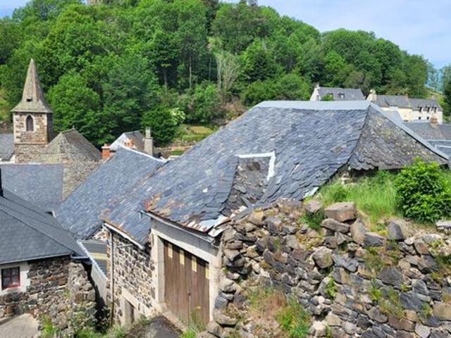 Grange 2 pièces 100 m²