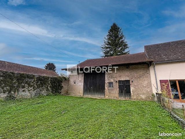 Grange 2 pièces 115 m²