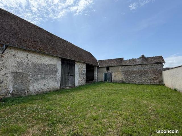 Grange 2 pièces 120 m²